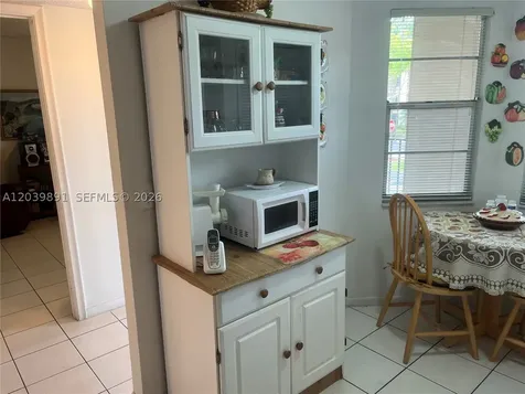 1100 SW 128th Terrace Pembroke Pines FL 33027