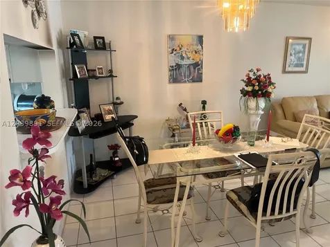 1100 SW 128th Terrace Pembroke Pines FL 33027