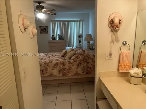 1100 SW 128th Terrace Pembroke Pines FL 33027