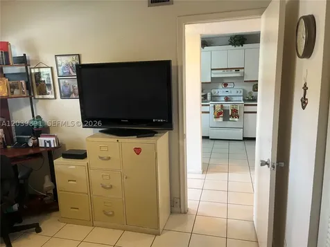 1100 SW 128th Terrace Pembroke Pines FL 33027