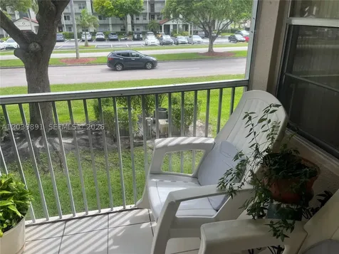 1100 SW 128th Terrace Pembroke Pines FL 33027