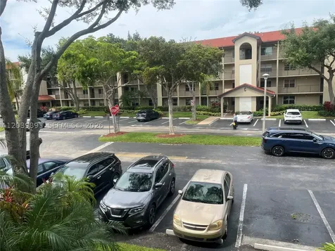 1100 SW 128th Terrace Pembroke Pines FL 33027