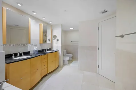 20191 E Country Club Drive Aventura FL 33180