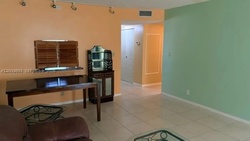 9200 SW 3rd Street Boca Raton FL 33428