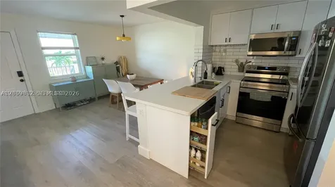 8480 SW 154th Cir Court Miami FL 33193