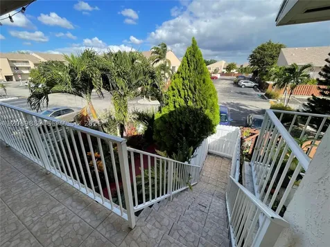 8480 SW 154th Cir Court Miami FL 33193
