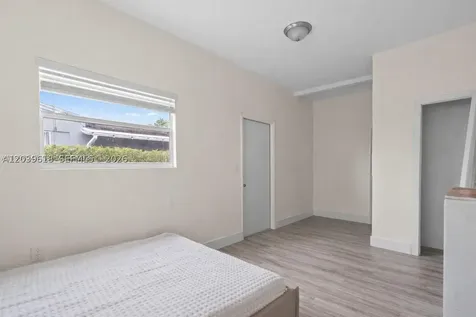 65 NW 118th Street Miami FL 33168
