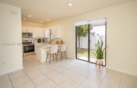 11064 W 33rd Way Hialeah FL 33018