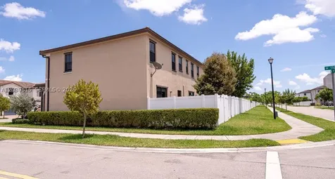 11064 W 33rd Way Hialeah FL 33018