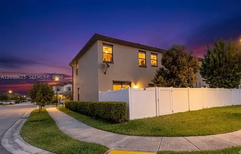 11064 W 33rd Way Hialeah FL 33018