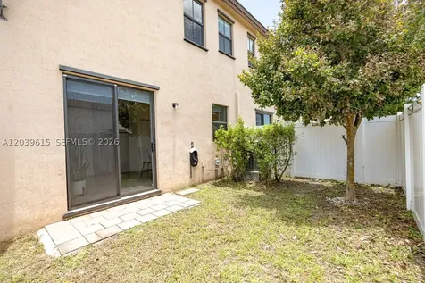 11064 W 33rd Way Hialeah FL 33018