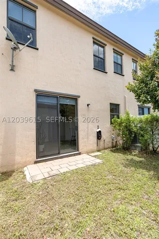11064 W 33rd Way Hialeah FL 33018