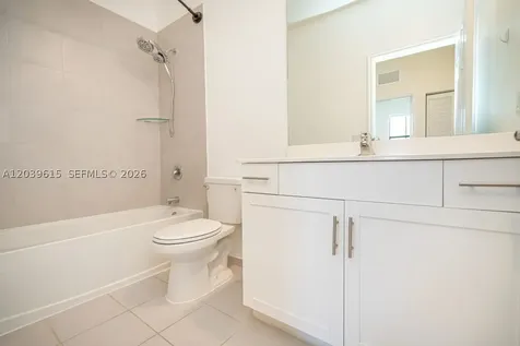 11064 W 33rd Way Hialeah FL 33018