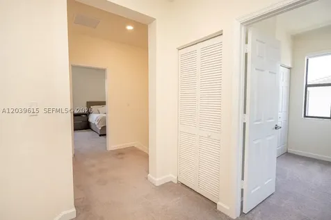 11064 W 33rd Way Hialeah FL 33018