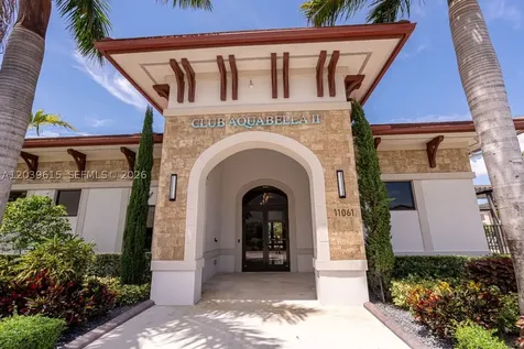 11064 W 33rd Way Hialeah FL 33018