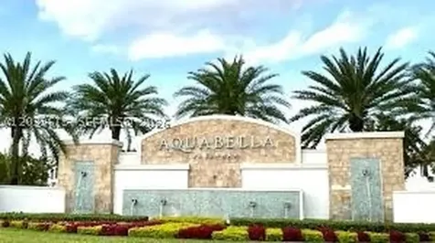 11064 W 33rd Way Hialeah FL 33018