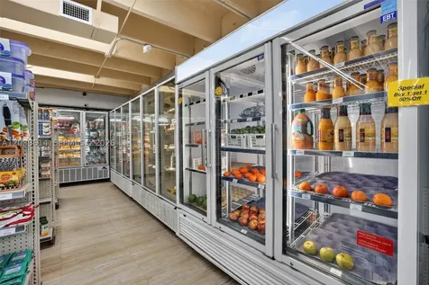 Turnkey Grocery, Convenience Store & Smoke Shop For Sale In Hialeah Hialeah FL 33012