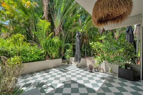 6011 N Bayshore Drive Miami FL 33137