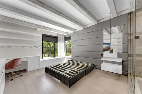 6011 N Bayshore Drive Miami FL 33137