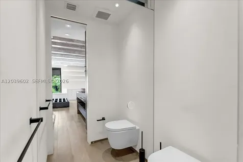 6011 N Bayshore Drive Miami FL 33137