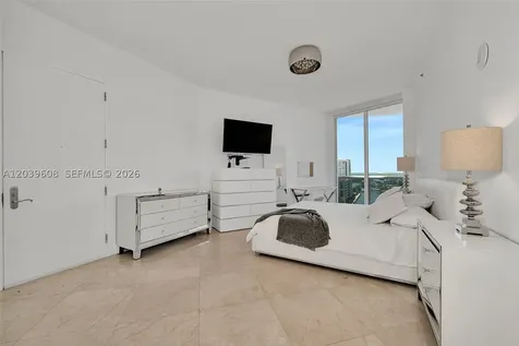 16001 Collins Avenue Sunny Isles Beach FL 33160