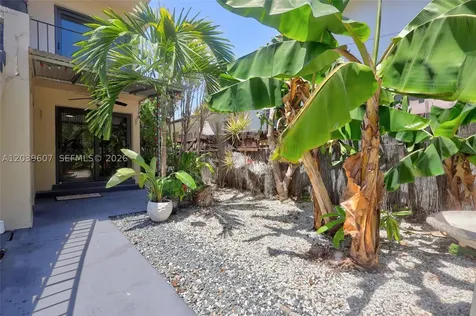 3522 SW 25th Street Miami FL 33133