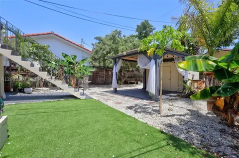 3522 SW 25th Street Miami FL 33133