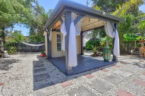3522 SW 25th Street Miami FL 33133