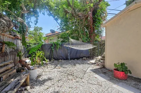 3522 SW 25th Street Miami FL 33133