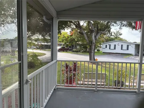 35303 SW 180th Ave 321-322 Homestead FL 33034