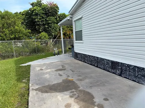 35303 SW 180th Ave 321-322 Homestead FL 33034