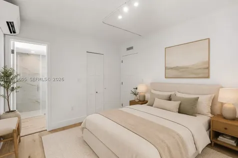 5991 SW 76th Street South Miami FL 33143