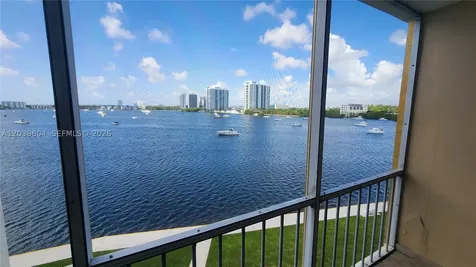 2920 Point East Drive Aventura FL 33160