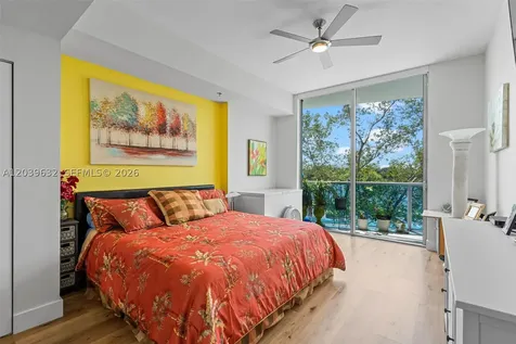 2641 N Flamingo Road Sunrise FL 33323