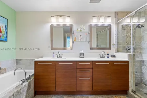 2641 N Flamingo Road Sunrise FL 33323