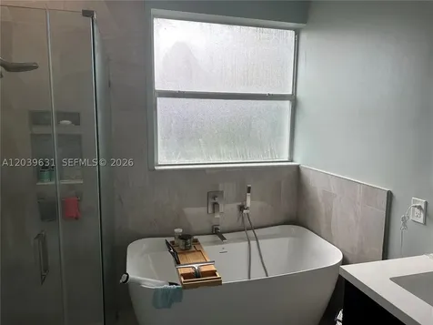 1579 SW 105th Avenue Pembroke Pines FL 33025