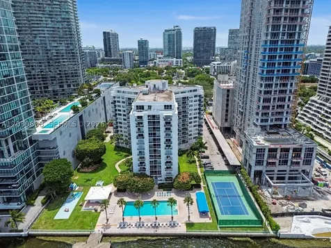 3301 NE 5th Avenue Miami FL 33137