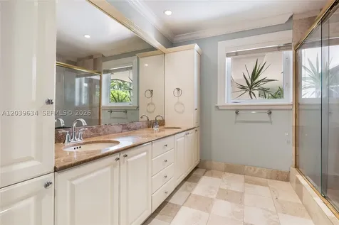 11900 SW 63rd Avenue Pinecrest FL 33156