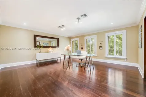 11900 SW 63rd Avenue Pinecrest FL 33156