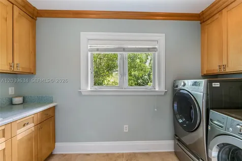 11900 SW 63rd Avenue Pinecrest FL 33156