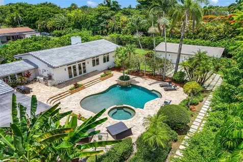 11900 SW 63rd Avenue Pinecrest FL 33156