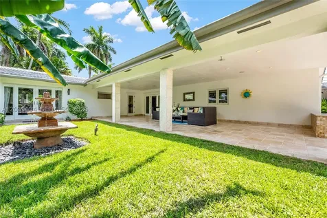 11900 SW 63rd Avenue Pinecrest FL 33156