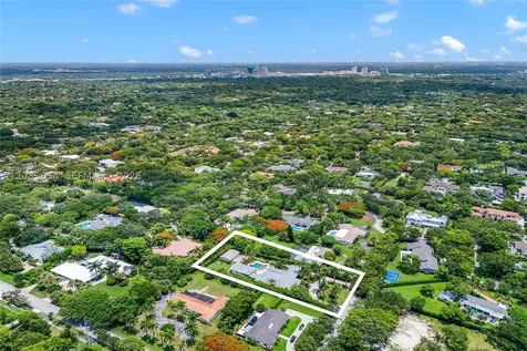 11900 SW 63rd Avenue Pinecrest FL 33156