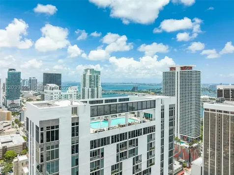 151 SE 1st Street Miami FL 33131