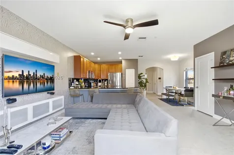 324 NE 194th Lane Miami FL 33179