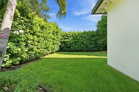 9401 SW 88th Court Miami FL 33176