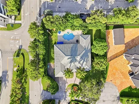 9401 SW 88th Court Miami FL 33176