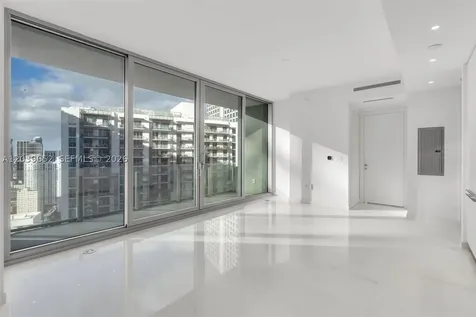 300 Biscayne Blvd Way Miami FL 33131