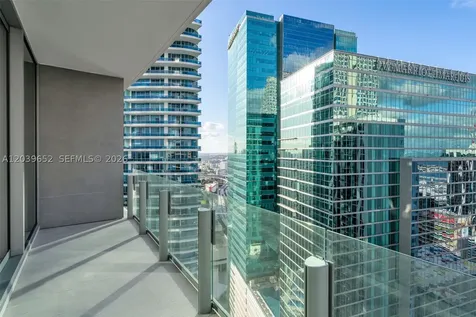 300 Biscayne Blvd Way Miami FL 33131
