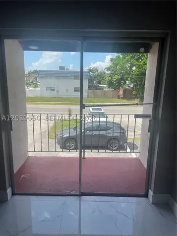 5909 SW 36th Court Davie FL 33314